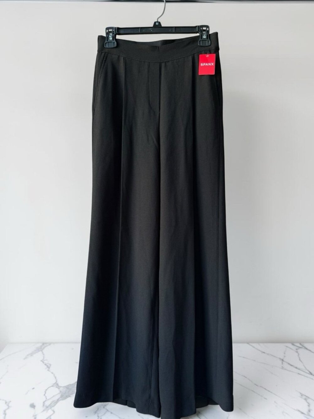 SPANX Perfect Black Pant Ankle Back Slit Pull On Skinny Pants S Black NWT